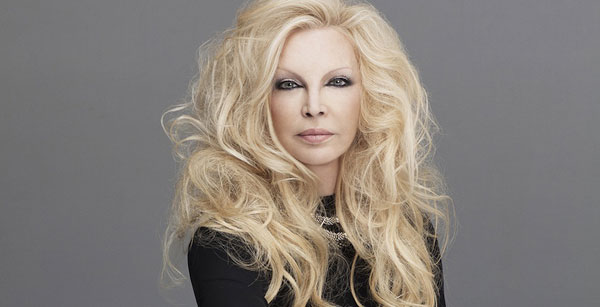 Patty Pravo esibizione e marca abito seconda serata Festival di Sanremo 2016