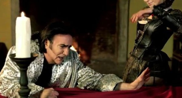 Alla fine, nuovo videoclip di Renato Zero, da oggi in onda su Sky Uno