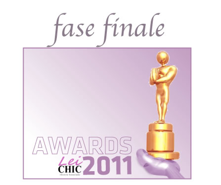 Logo LeiChic Awards 2011 con sfondo elegante e motivi femminili