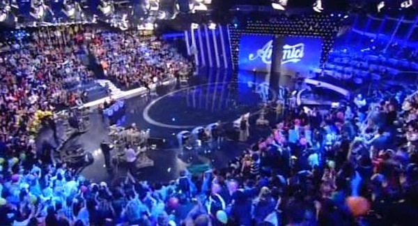 Amici 13 serale, la finale in onda la domenica sera il 25 maggio