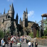 Harry Potter il nuovo libro atteso di JK Rowling e il parco a tema a Los Angeles per il maghetto