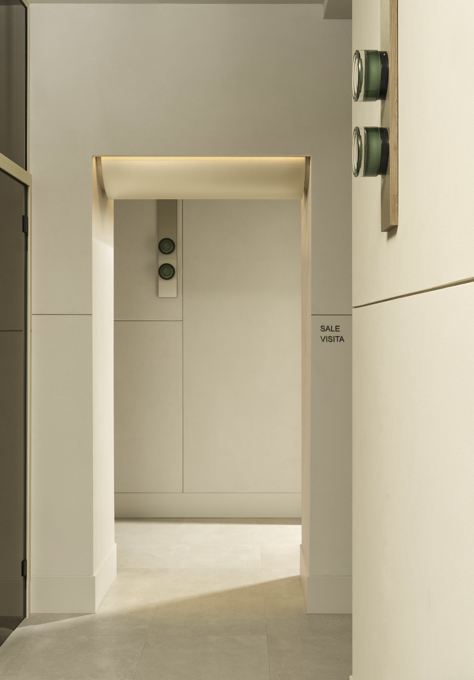 Fabio Fantolino rivoluziona lo Studio Oculistico De Sanctis con un progetto architettonico innovativo a Torino