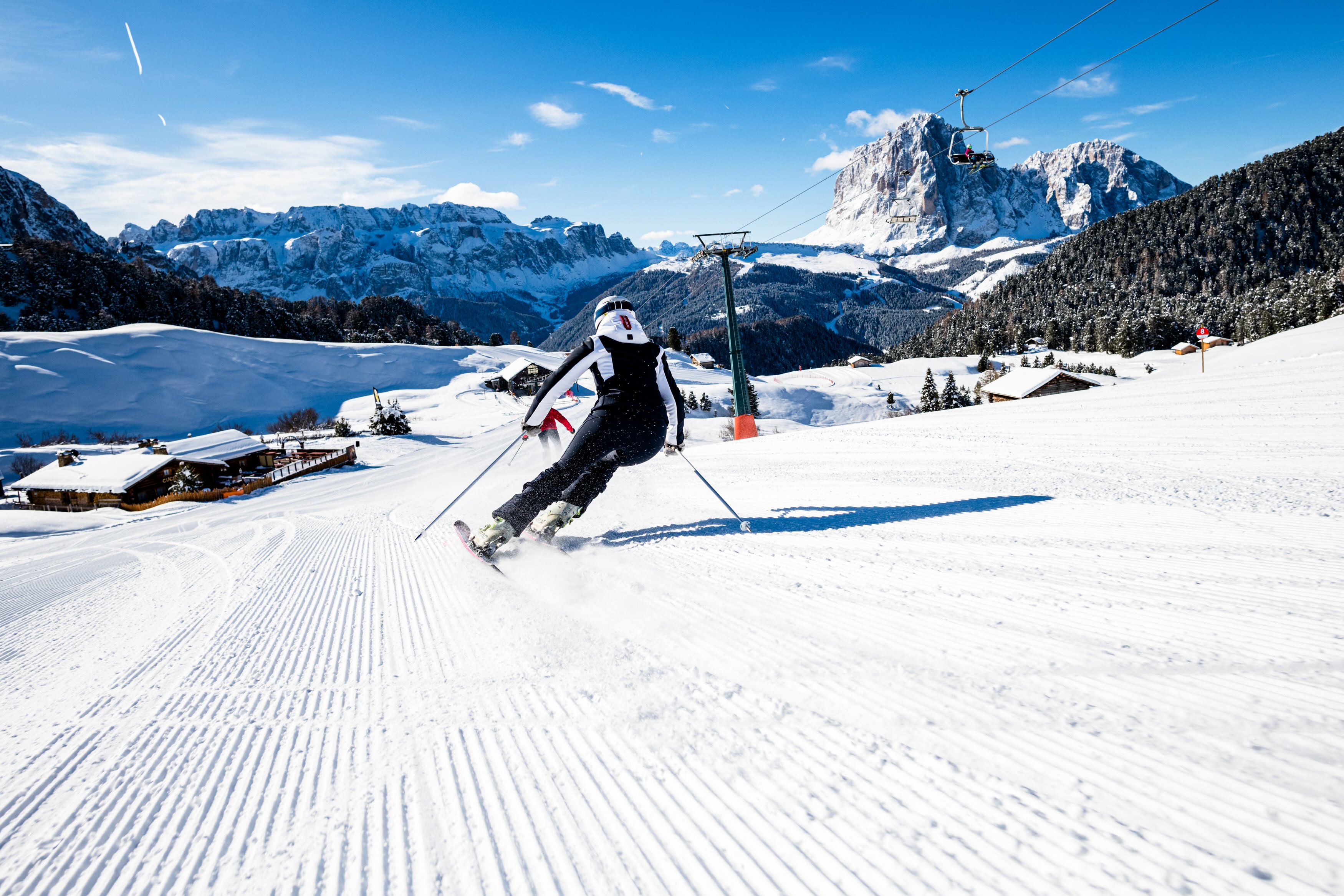 Val Gardena apre la stagione sciistica 2026/27 il 4 dicembre con un nuovo tratto della pista Ciampinoi