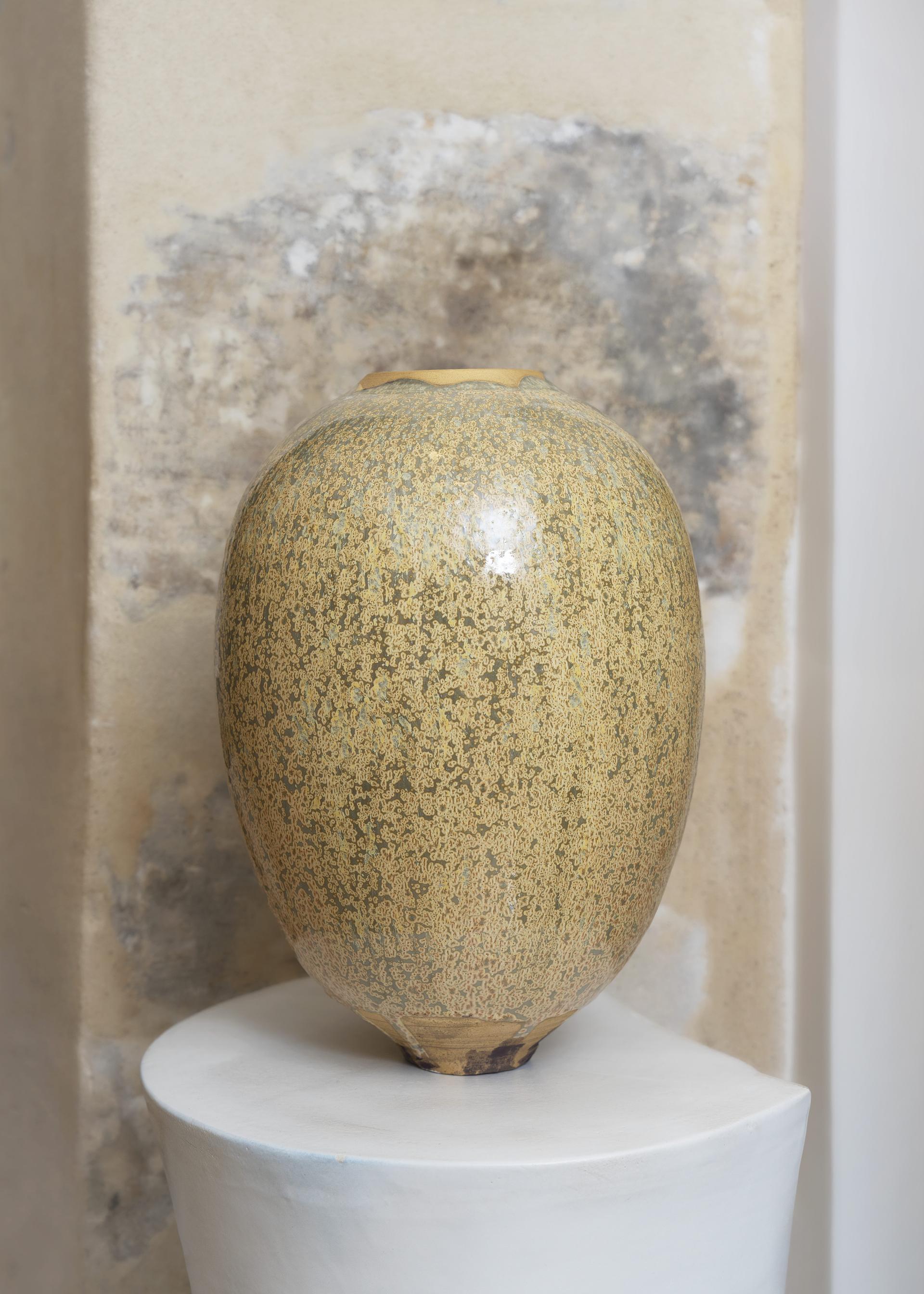 Skira presenta "A Crafted Christmas" con Karen Swami: collezione artigianale per Natale 2026