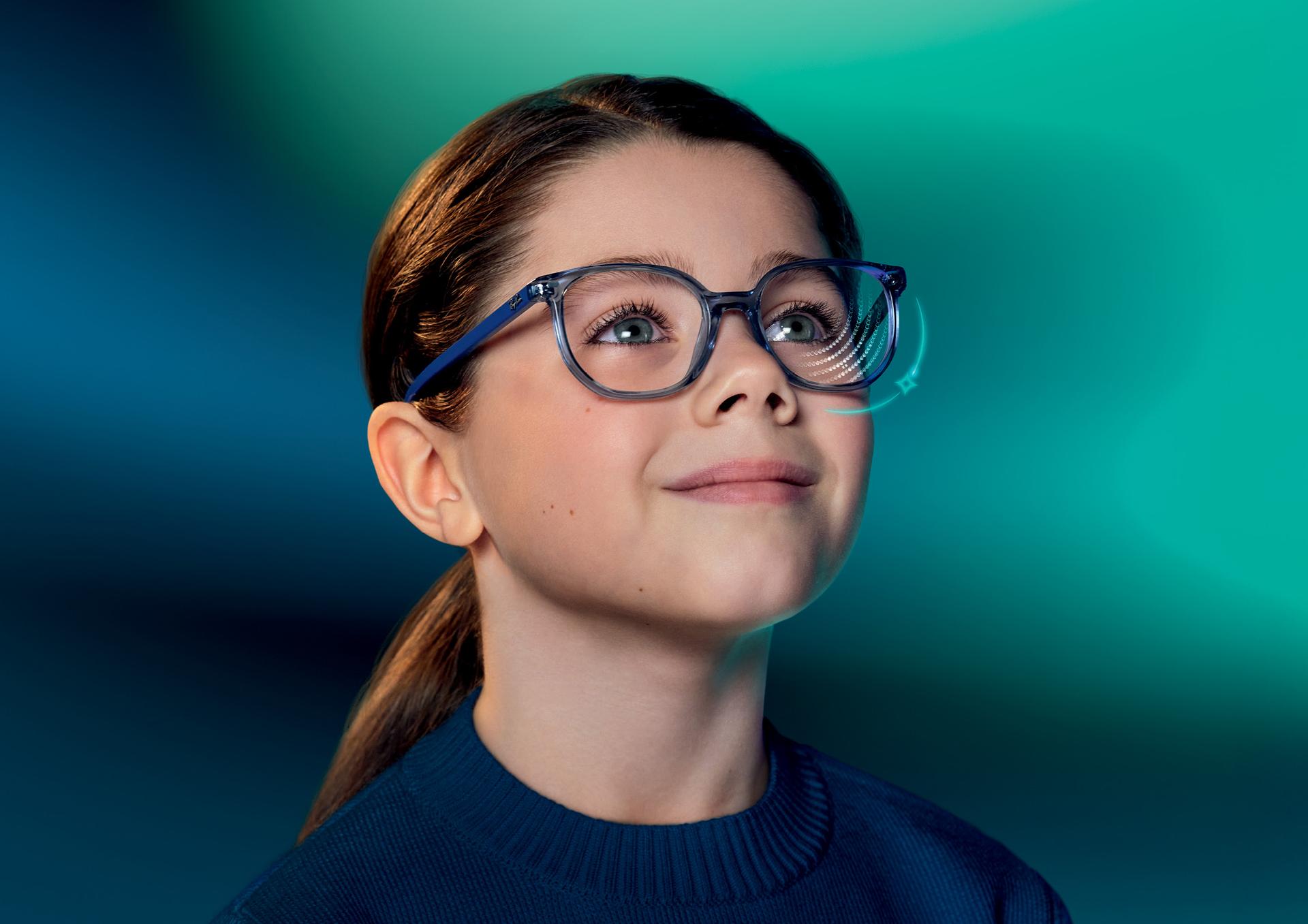 Essilor presenta Stellest Glasses, le nuove montature pediatriche per la gestione della miopia