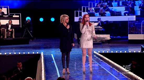 Annalisa Scarrone in abito Avaro Figlio alla finale di 