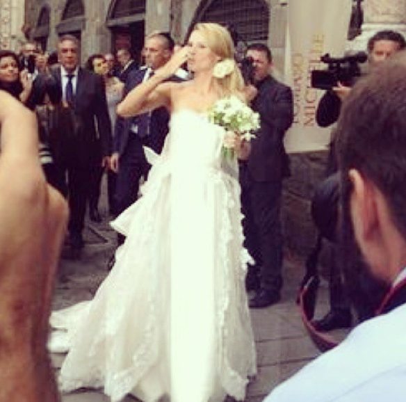 L Abito Da Sposa Di Michelle Hunziker Matrimonio Firmato Antonio Riva Foto Moda Donna Spettacolo Gossip E Bellezza Leichic It