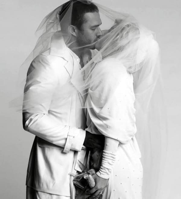 TAYLOR KINNEY + LADY GAGA (SPOSI)