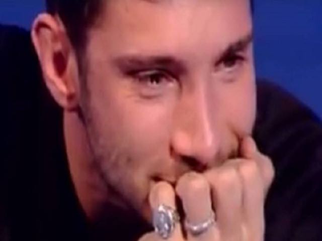 stefano de martino piace ad amici