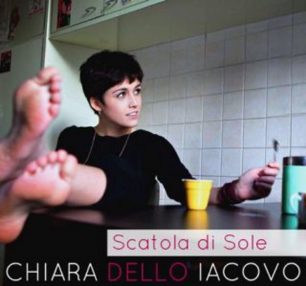chiara_dello_iacovo_scatola_di_sole_cover.jpg___th_320_0