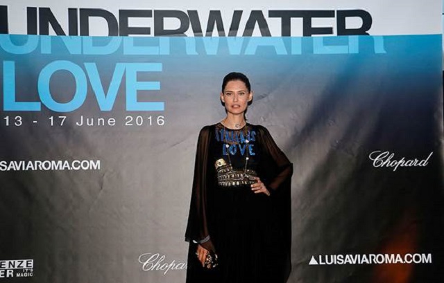 Bianca Balti ospite all'evento di beneficienza "Underwater Love" a Firenze