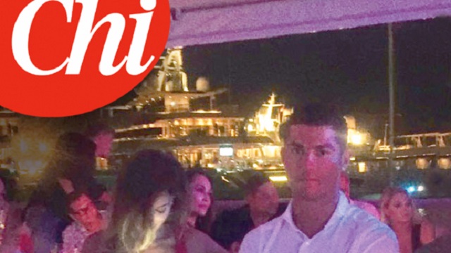 Isola dei Famosi Cristina Buccino e Cristiano Ronaldo è nata una storia d'amore?
