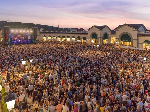 Fedez, Luca Carboni, Chiara e molti altri sono i protagonisti di Modamusica di luglio