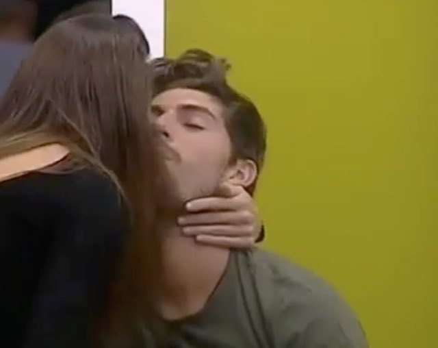 Cecilia Rodriguez e Ignazio nuovi baci e carezze VIDEO