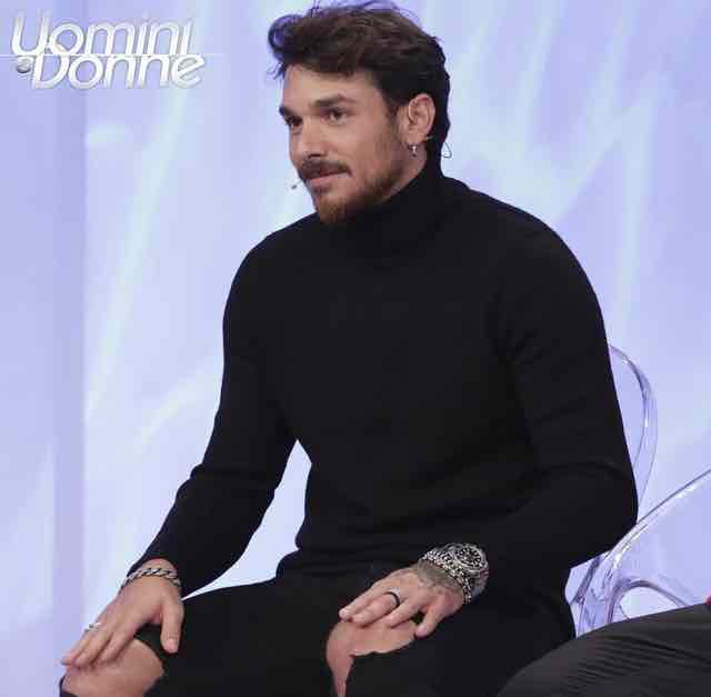 Andrea Cerioli contro Andrea Zenga:"C'è stato quasi un bacio con lei"