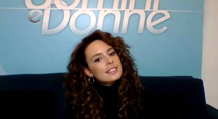 Sara Affi Fella Uomini e donne parla per la prima volta dopo lo scandalo, video