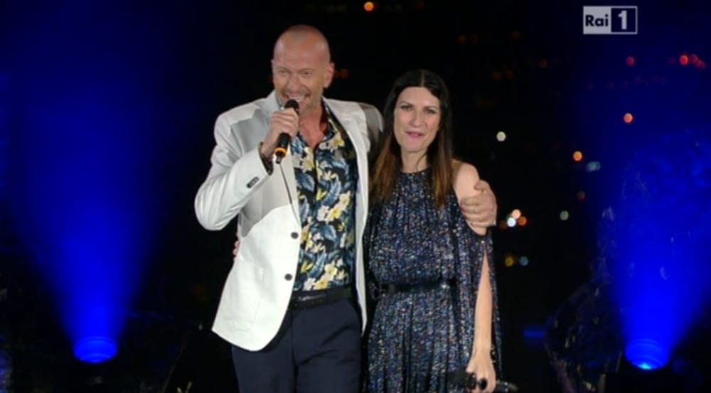 Laura Pausini nuovo singolo per Natale con Biagio Antonacci e presto il video