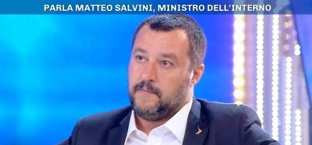 Matteo Salvini a Pomeriggio 5 il decreto sicurezza è legge:"Una bella soddisfazione"