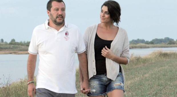 Matteo Salvini è ufficiale:"Sono single e lasciate in pace Elisa a La Prova del cuoco"