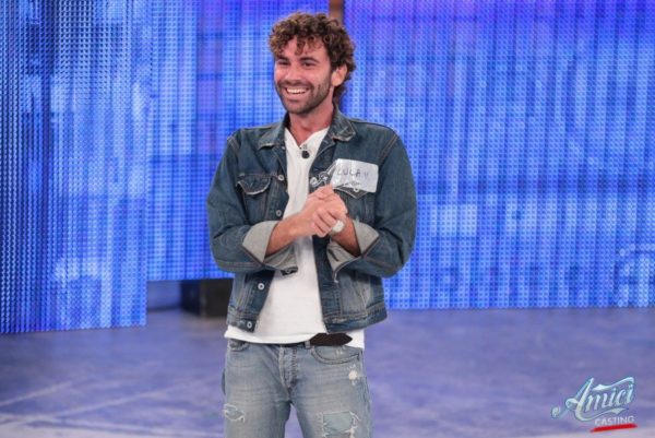 Isola dei Famosi 2019 chi è Luca Vismara naufrago e perchè è famoso?