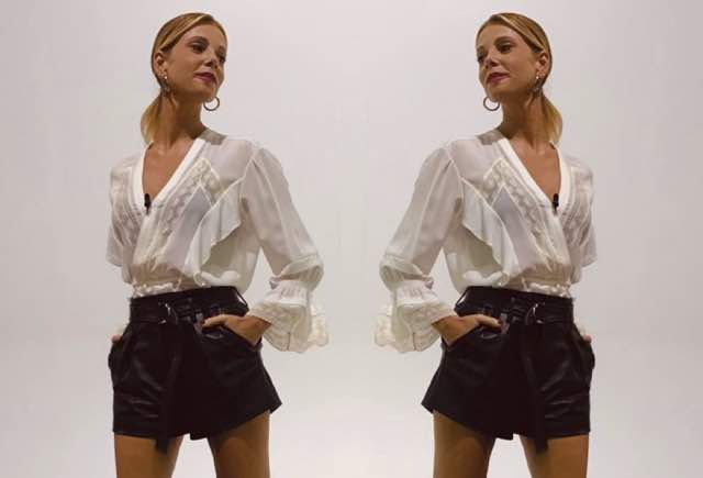 Alessia Marcuzzi abito stilista isola dei Famosi 2019 che look ha scelto?