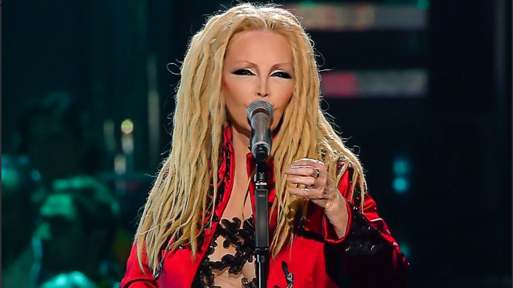 Sanremo 2019 l'imprevisto per Patty Pravo per colpa del pianista e la diarrea