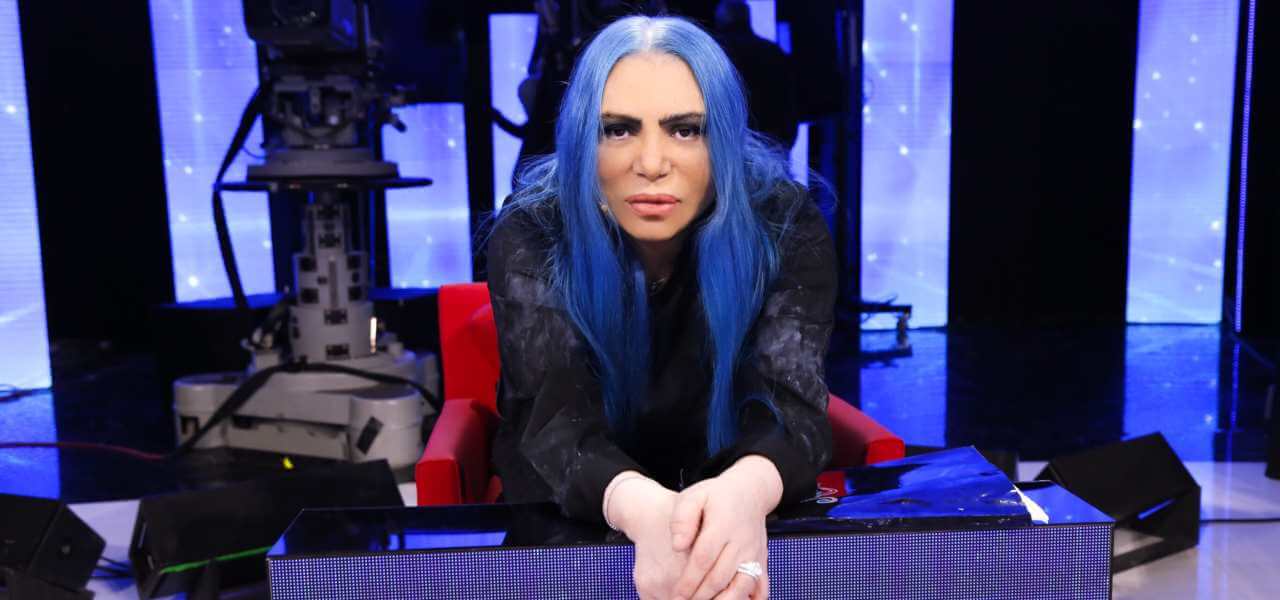 Perchè Loredana Bertè è assente ad Amici serale del 20 aprile? Arriva Renato Zero