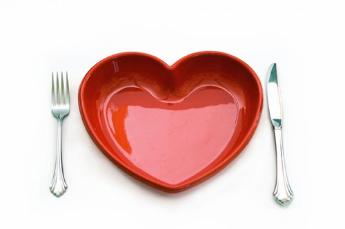 Come avere un cuore sano mangiando bene e l'alimento della canapa