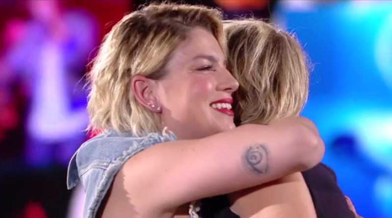 Emma Marrone malata la lettera strappa lacrime di Maria De Filippi