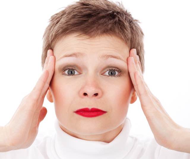 Come far passare il mal di testa emicrania con cure naturali?