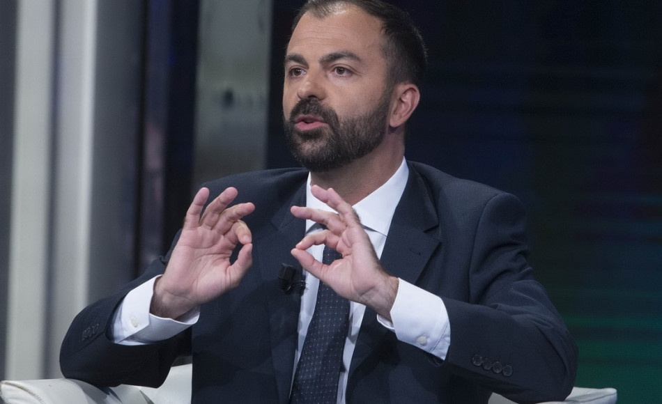 Chi è Lorenzo Fioramonti ministro istruzione età carriera politica vita privata