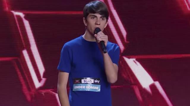 Carote la canzone di Nuela fenomeno di X Factor che fa impazzire tutti