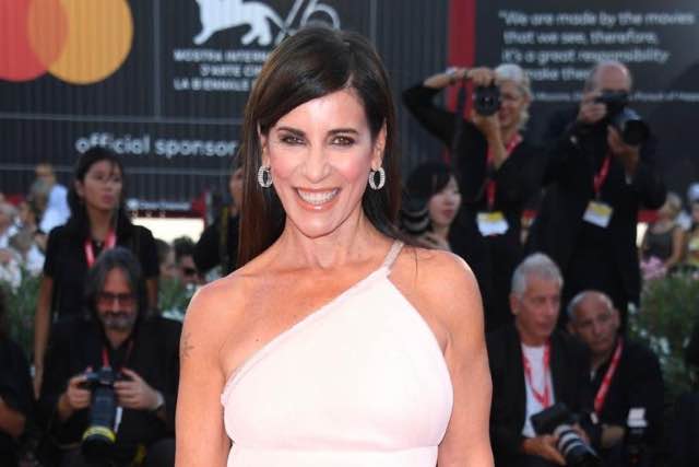 Paola Turci splendida sul red carpet di Venezia 2019