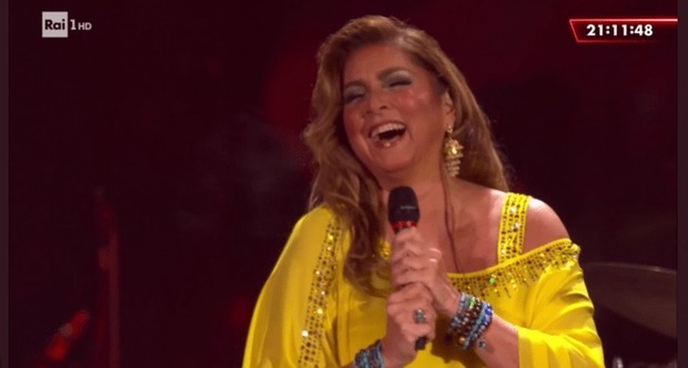 Albano e Romina a Sanremo 2020 look abito e stilista