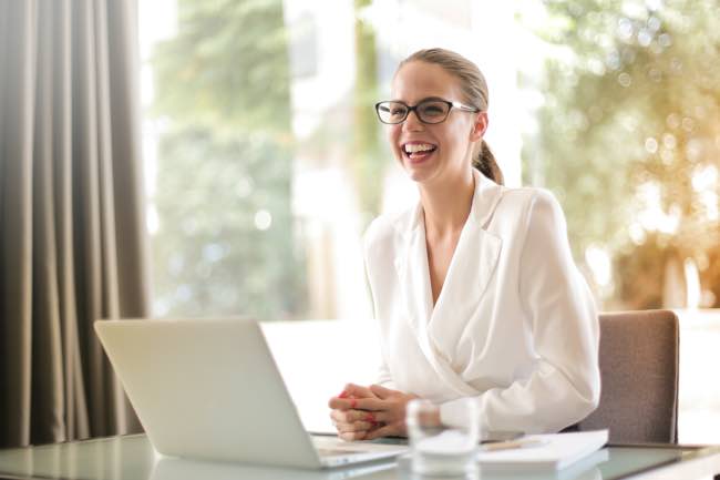 In ufficio con stile: la camicia detta le regole