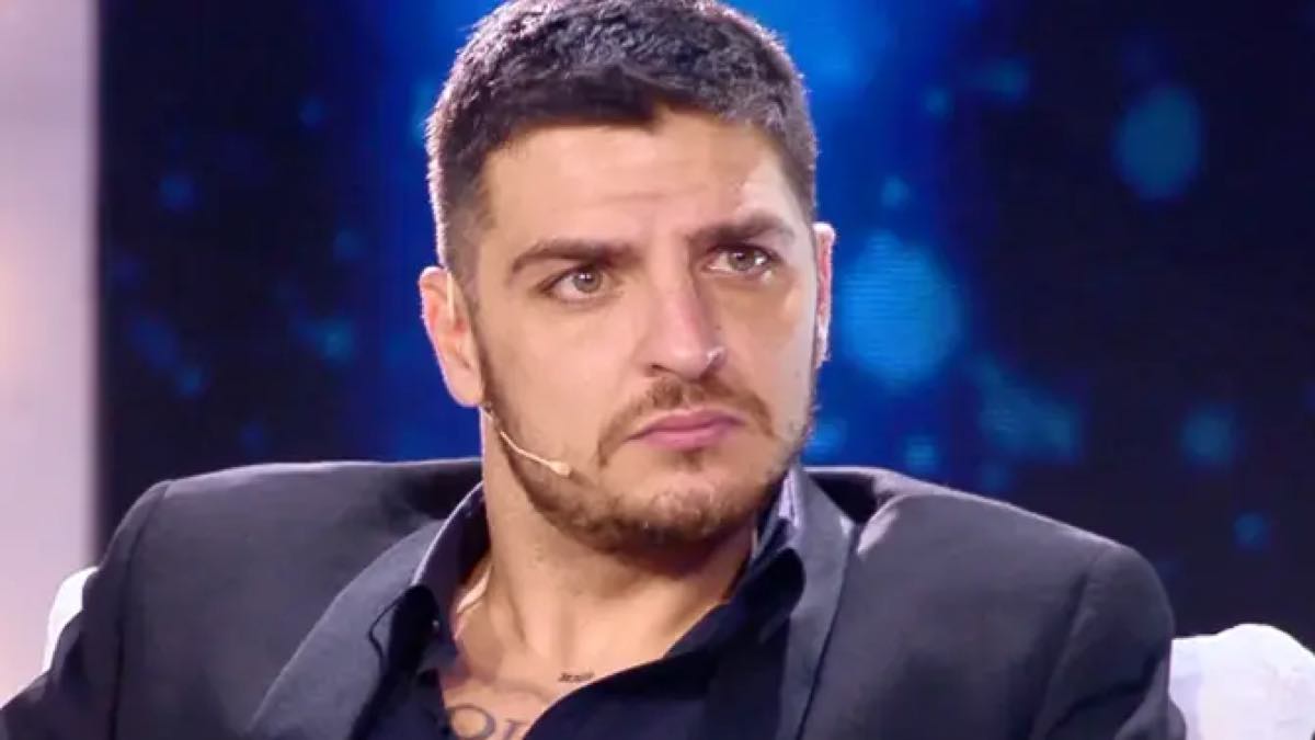 Chi è Mario Favoloso: età, altezza, peso e matrimonio con Elena Morali