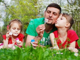 Regali per la festa del papà: idee originali che fanno la differenza