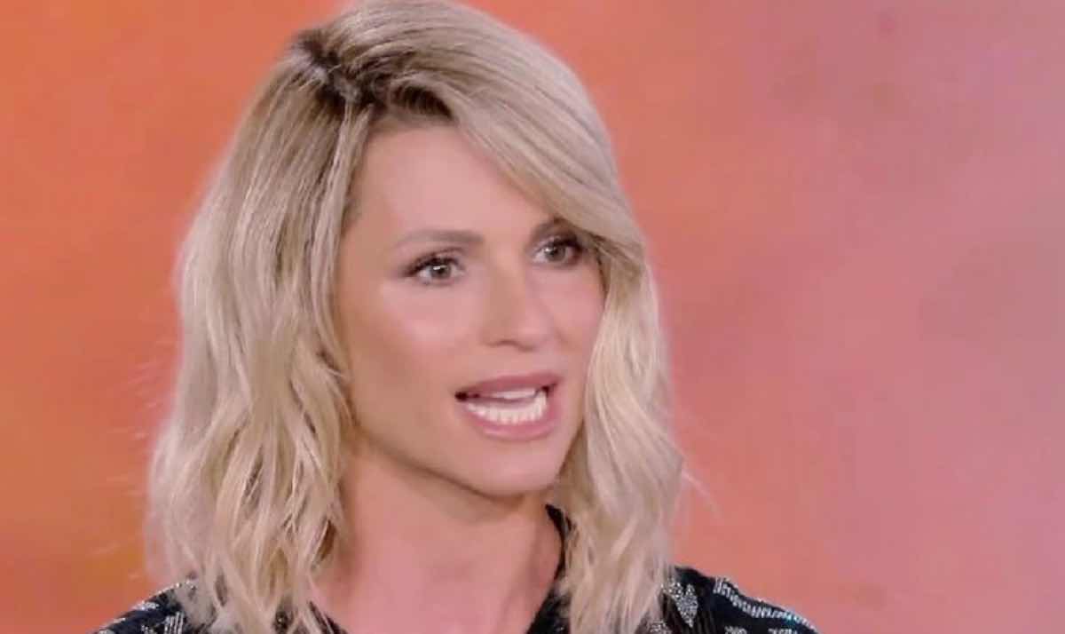 Chi è Michelle Hunziker altezza peso età e fidanzato: tutto sulla conduttricr