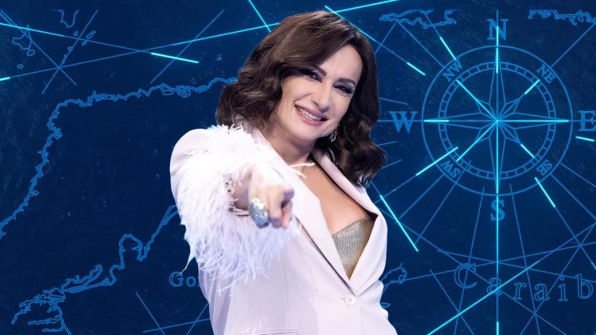 Abito stilista Vladimir Luxuria isola: chi la veste e look