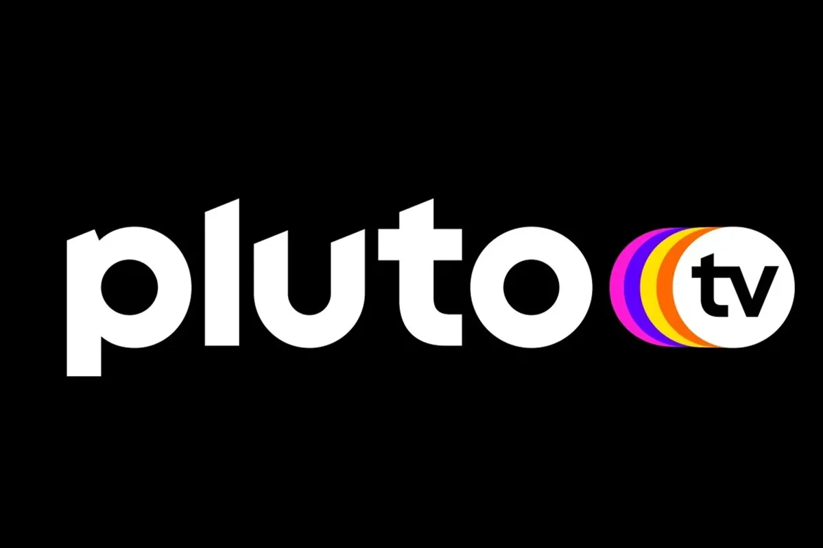 Logo di Pluto TV su sfondo nero con cerchi colorati e testo bianco
